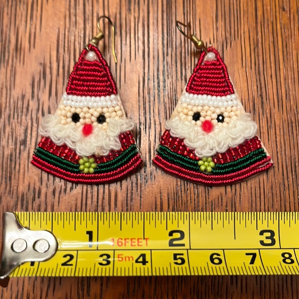 Vintage Beaded Christmas Santa Claus Earrings